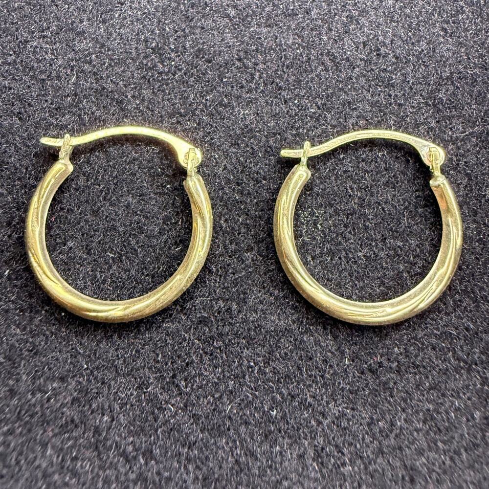 Solid 10k Yellow Italian Gold Twisted Hoop Earrings 14.55mm Diameter
